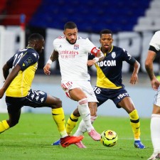 aiyouxi sports-马赛主场告捷，连胜两轮跌宕起伏(马特拉齐在哪一年完成国家队谢幕之战)