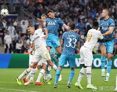 爱游戏sports-巴萨大将飚入倒钩，助球队扳平比分()  第2张